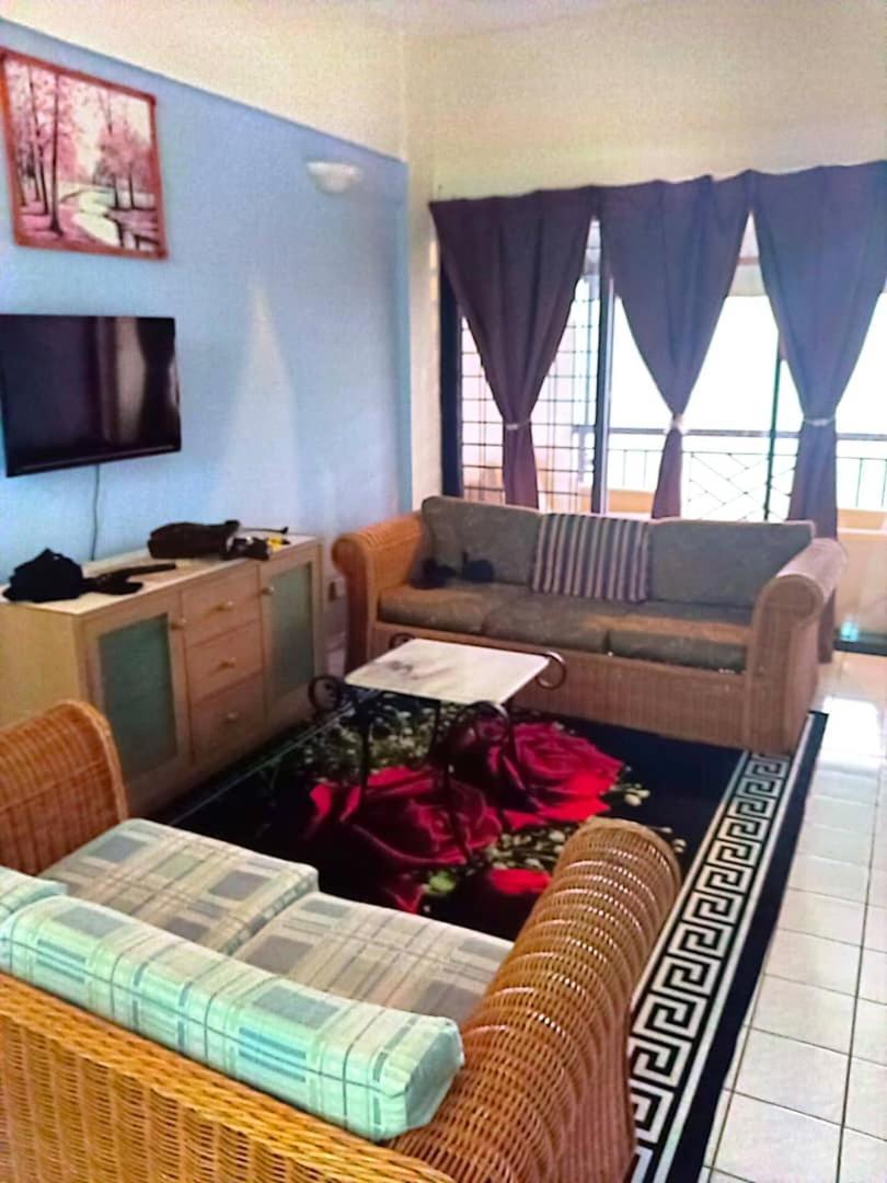 Bidadari Lagoon 4 Islamic Homestay Port Dickson Exterior photo
